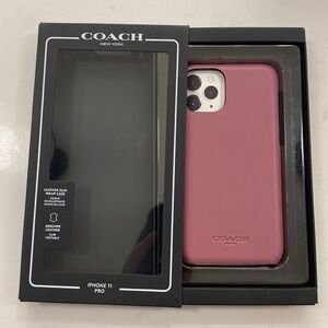 ✨NEW✨COACH IPHONE 11 PRO CASE